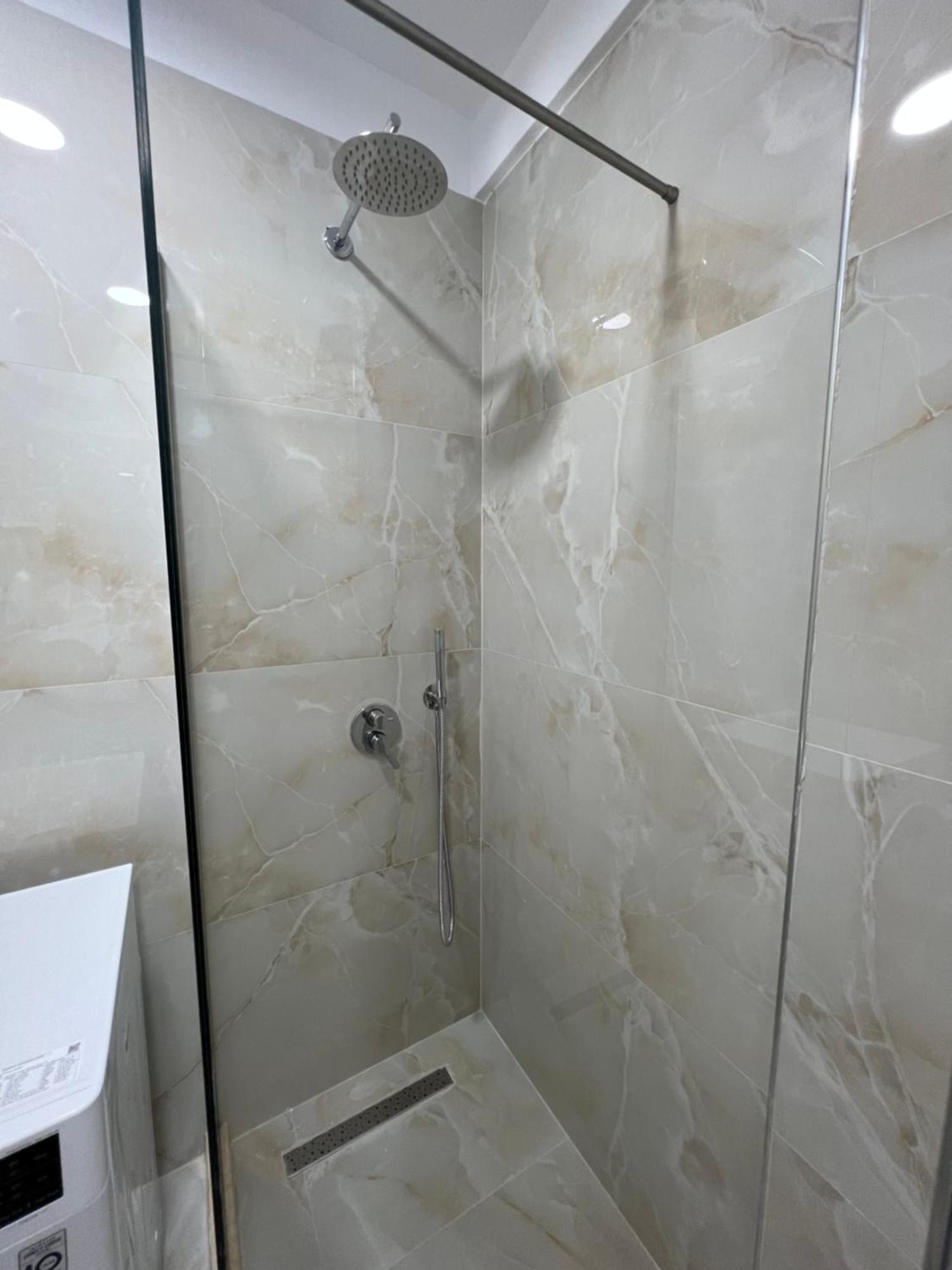 Costa Adriatica Apartments Durrës Rum bild